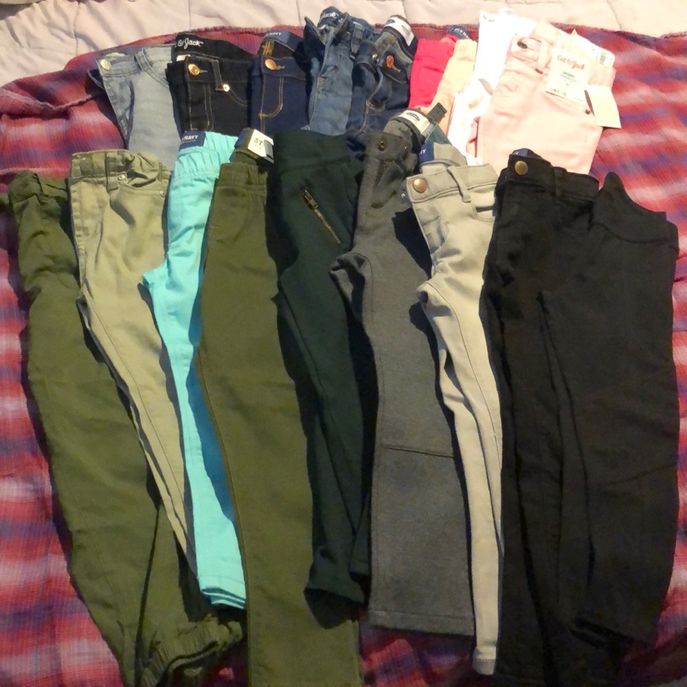 Lot of 18 Toddler 4t/5t Skinny Jeans